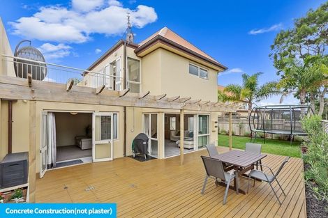 Photo of property in 2/137 Lakeside Drive, Orewa, 0931