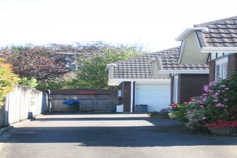 Photo of property in 4f2- Comeskey Grove, Elderslea, Upper Hutt, 5018