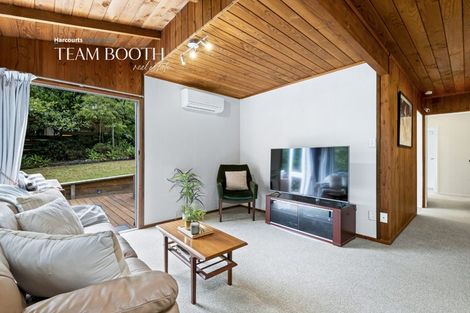 Photo of property in 2/29 Lancaster Road, Beach Haven, Auckland, 0626