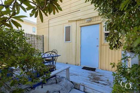 Photo of property in 42 Karewa Parade, Papamoa Beach, Papamoa, 3118