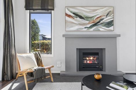 Photo of property in 2 Kowhai Drive, Cambridge, 3434