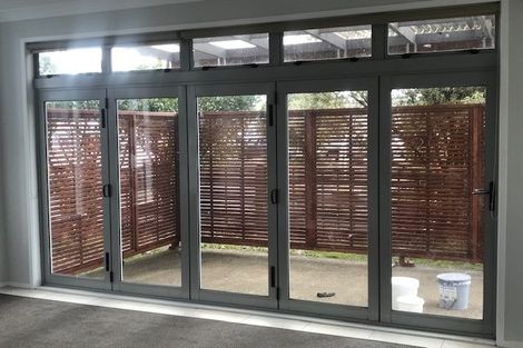 Photo of property in 11m Clearwater Cove, West Harbour, Auckland, 0618