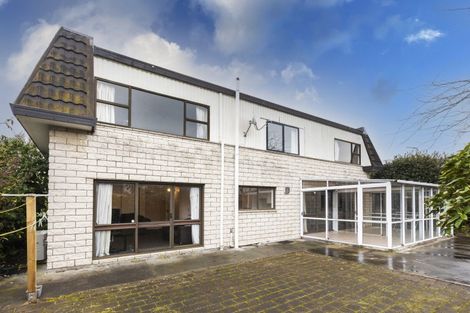 Photo of property in 11 Jamell Place, Avonhead, Christchurch, 8042