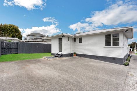 Photo of property in 1/41 Strid Road, Te Atatu South, Auckland, 0610