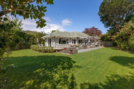 Photo of property in 53 Karu Crescent, Waikanae, 5036