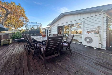 Photo of property in 26 Kiwi Road, Raumati Beach, Paraparaumu, 5032