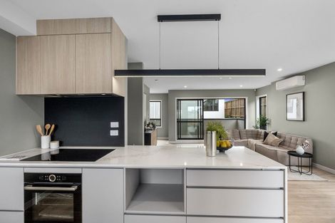 Photo of property in 6 Wai Court, Takapuna, Auckland, 0622