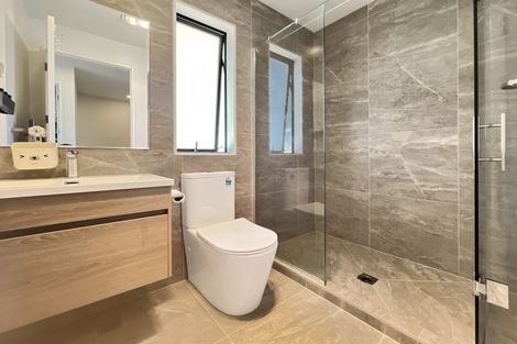 Photo of property in 1 Irwin Lane, Windsor Park, 0632