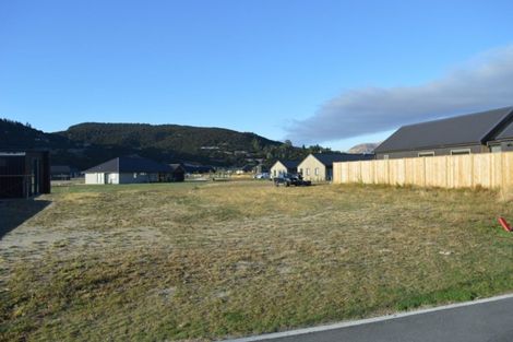 Photo of property in 2 Glen Dene Crescent, Wanaka, 9305