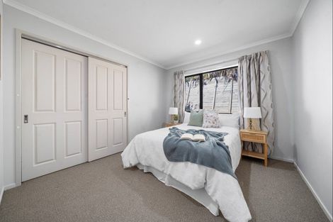 Photo of property in 4 Frederick Place, Whalers Gate, New Plymouth, 4310