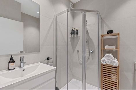 Photo of property in 6 Parenga Lane, Kumeu, 0810