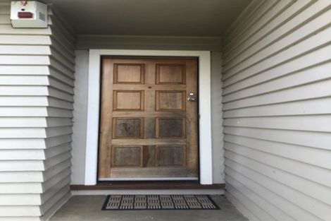 Photo of property in 17 Matapouri Road, Mangere Bridge, Auckland, 2022