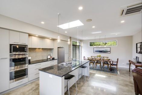 Photo of property in 7 Raven Grove, Havelock North, 4130