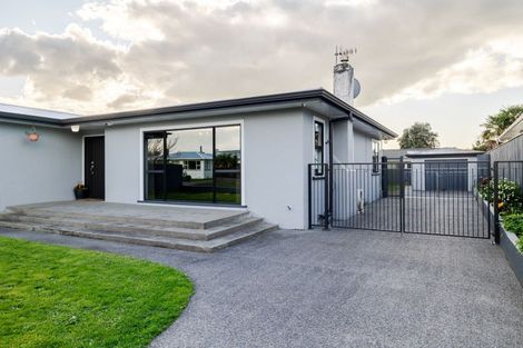 Photo of property in 6 Sheffield Street, Awapuni, Palmerston North, 4412