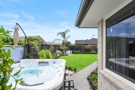 Photo of property in 21 Merlin Close, Huntington, Hamilton, 3210