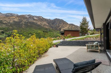 Photo of property in 5 Haines Way, Arthurs Point, Queenstown, 9371