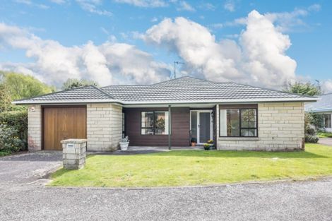 Photo of property in 1 Lake View Court, Paraparaumu, 5032