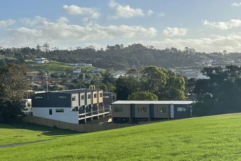 Photo of property in 9/694 Whangaparaoa Road, Stanmore Bay, Whangaparaoa, 0932