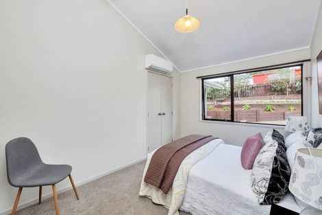 Photo of property in 34 Oaktree Avenue, Browns Bay, Auckland, 0630