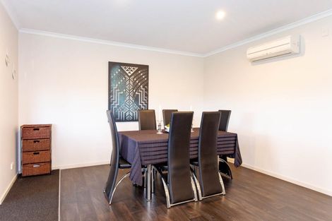 Photo of property in 24 Poynter Place, Gonville, Whanganui, 4501