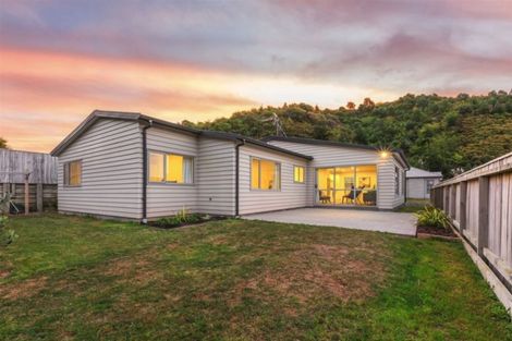 Photo of property in 79 Staithes Drive North, Whitby, Porirua, 5024