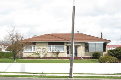 Photo of property in 67 Broadway, Stratford, 4332