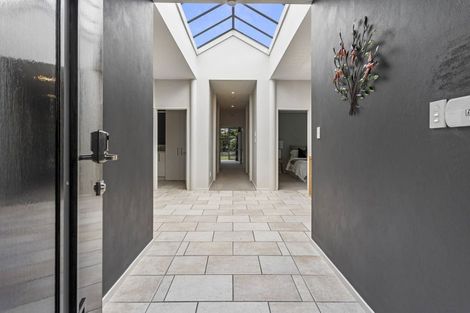 Photo of property in 5 Priorsford Court, Avonhead, Christchurch, 8042