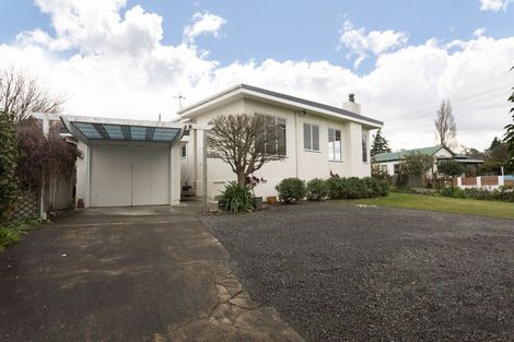Photo of property in 40 Queen Street, Dannevirke, 4930