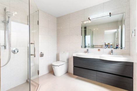 Photo of property in 40 Silver Moon Road, Albany Heights, Auckland, 0632