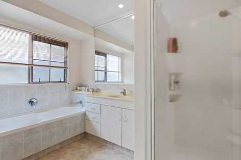 Photo of property in 40 Crichton Terrace, Mount Maunganui, 3116