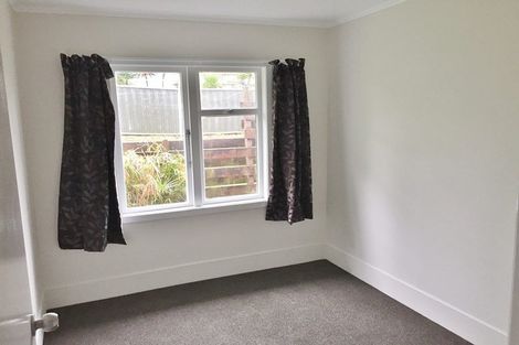 Photo of property in 10 Christmas Road, Manurewa, Auckland, 2102