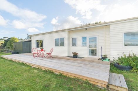 Photo of property in 17 King Street, Halcombe, Feilding, 4779