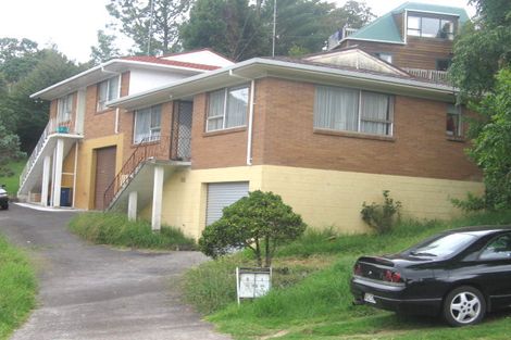 Photo of property in 2/82 Peach Road, Glenfield, Auckland, 0629