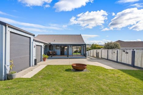 Photo of property in 204 Martyn Road, Whangamata, 3620