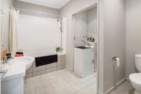 Photo of property in 5/55-59 Dudley Street, Hutt Central, Lower Hutt, 5010
