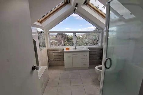 Photo of property in 48 Merani Street, Belmont, Auckland, 0622