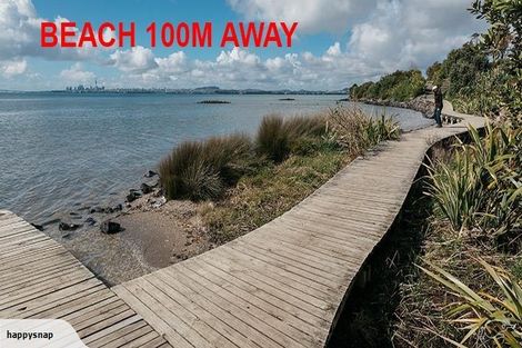Photo of property in 1/9 Fathom Place, Te Atatu Peninsula, Auckland, 0610