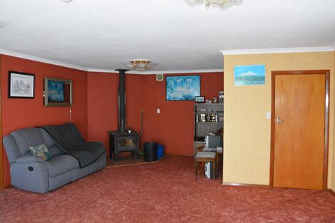 Photo of property in 317 South Road, Hawera, 4610