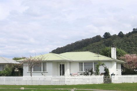Photo of property in 2a - Kea Street, Fairy Springs, Rotorua, 3015