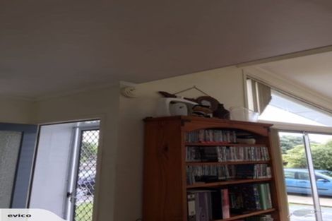 Photo of property in 355 Pakuranga Road, Pakuranga Heights, Auckland, 2010