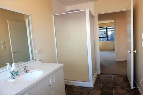 Photo of property in 271 Wairakei Road, Bryndwr, Christchurch, 8053