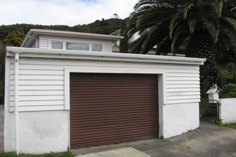 Photo of property in 43 Karaka Street, Wainuiomata, Lower Hutt, 5014