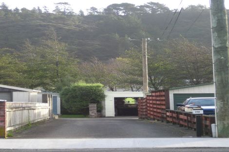 Photo of property in 258 Stokes Valley Road, Stokes Valley, Lower Hutt, 5019
