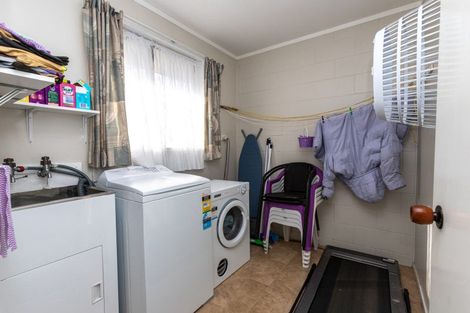 Photo of property in 11unit Albert Street, Paeroa, 3600