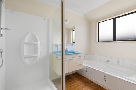 Photo of property in 2 Puketea Place, Redwoodtown, Blenheim, 7201
