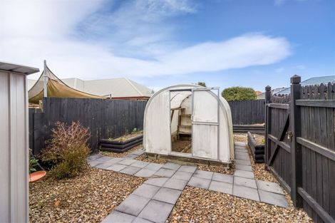 Photo of property in 144 Inwoods Close, Parklands, Christchurch, 8083