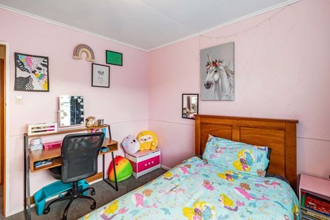 Photo of property in 2 Dale Crescent, East Gore, Gore, 9710