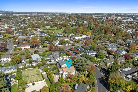 Photo of property in 12 Glandovey Road, Fendalton, Christchurch, 8052