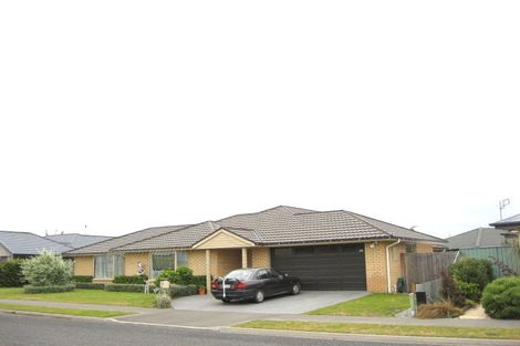 Photo of property in 4 Mahuri Street, Parklands, Christchurch, 8083