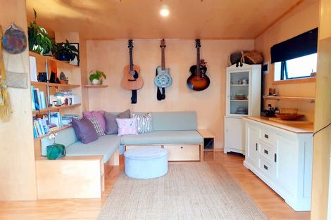 Photo of property in 48 Bays Road, Orere Point, 2585